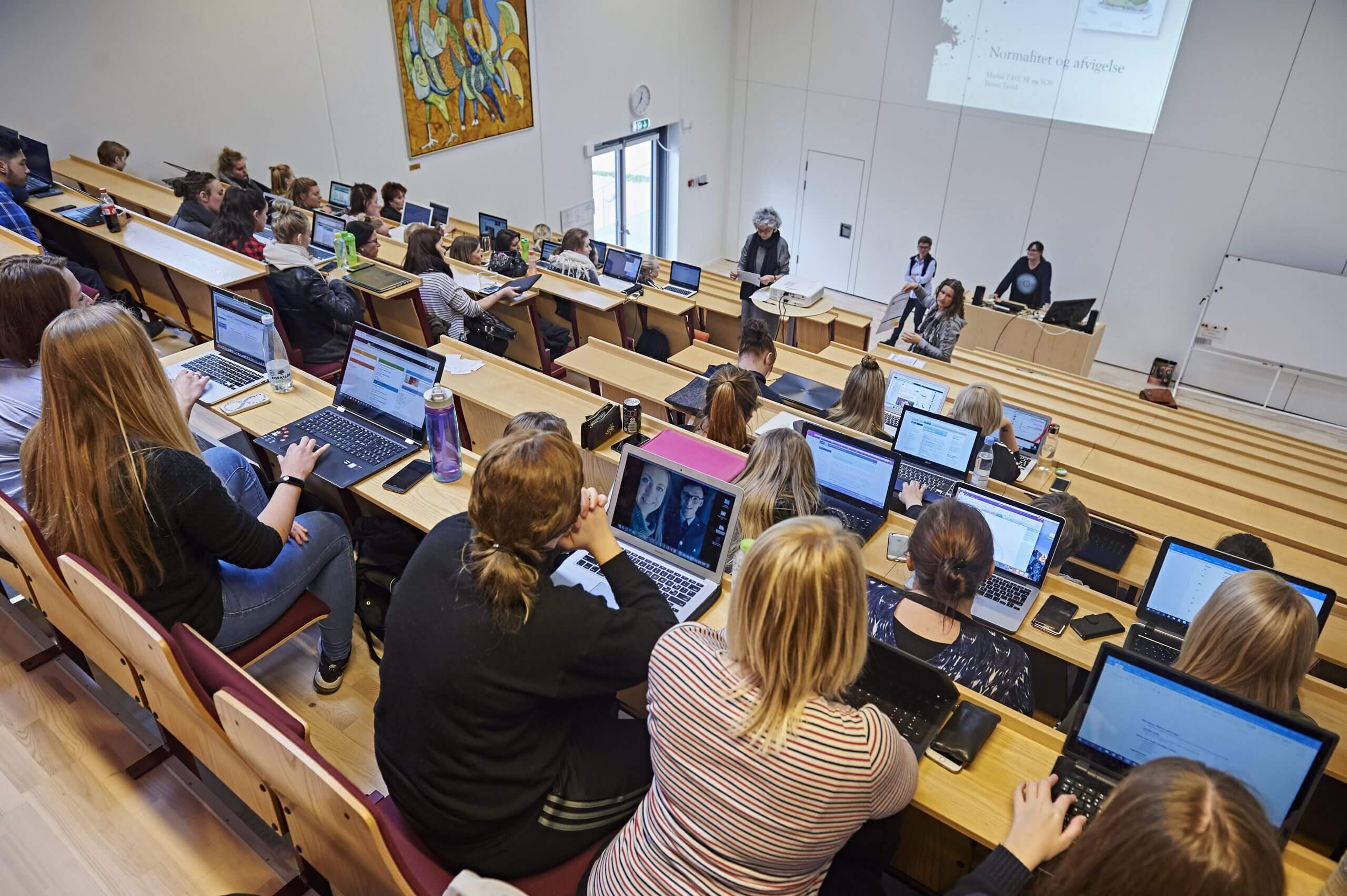 Det er ikke for sent – flere uddannelser har ledige